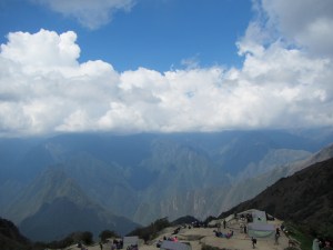 Puya Patamarka (cloud level town)